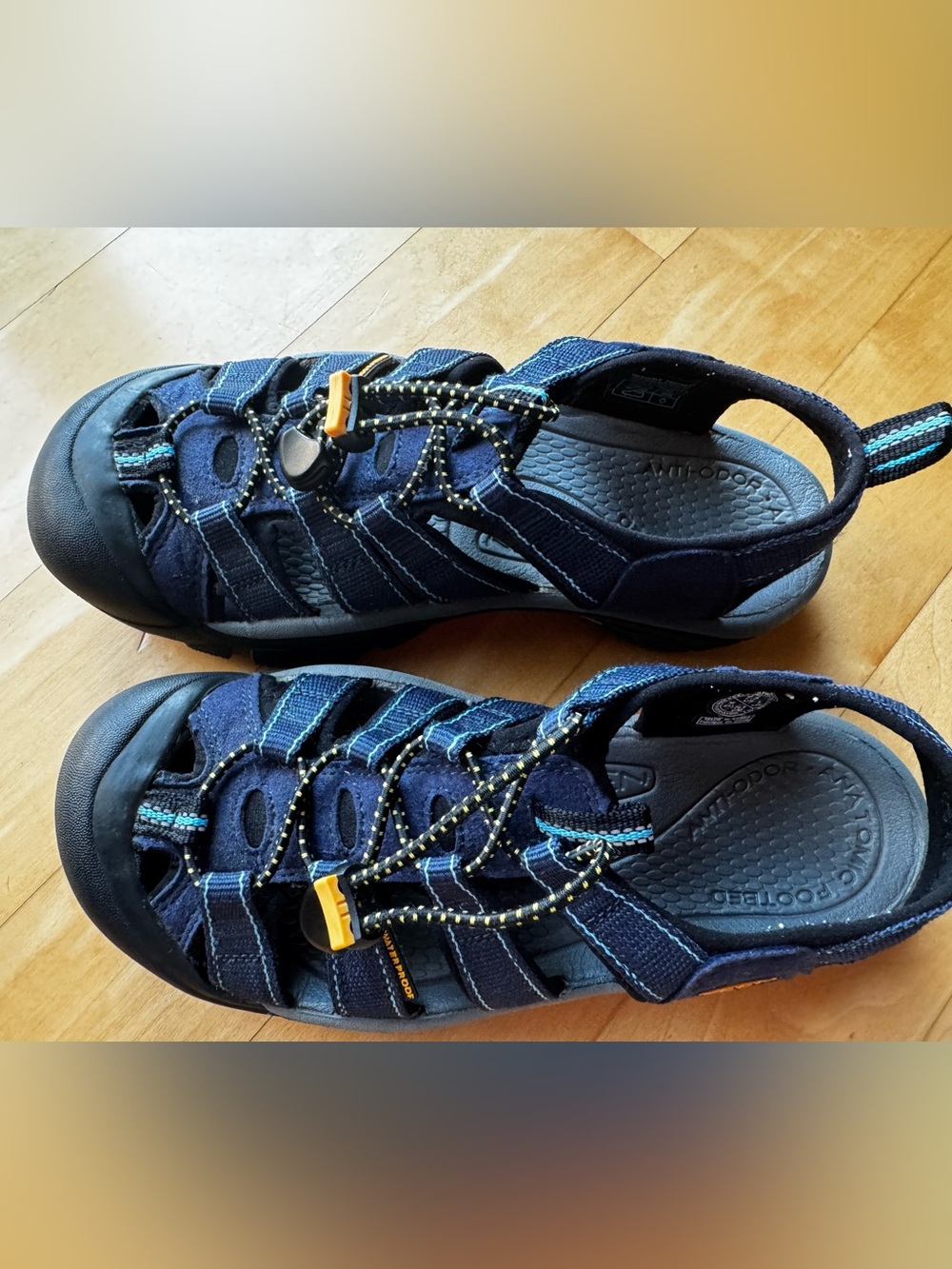 KEEN Newport H2 Women’s Waterproof Hiking Sandals Size 7.5 - Picture 3 of 10